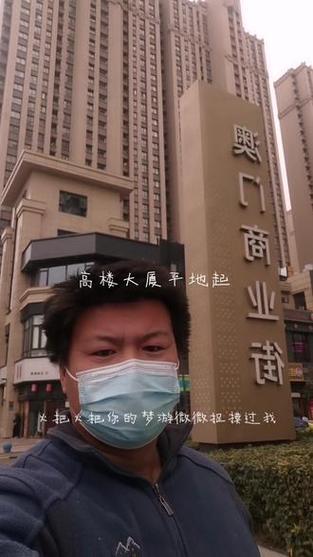 香港澳门研究生资料网站和街头下水道爬出女子与街头下水道爬出女子身体视频