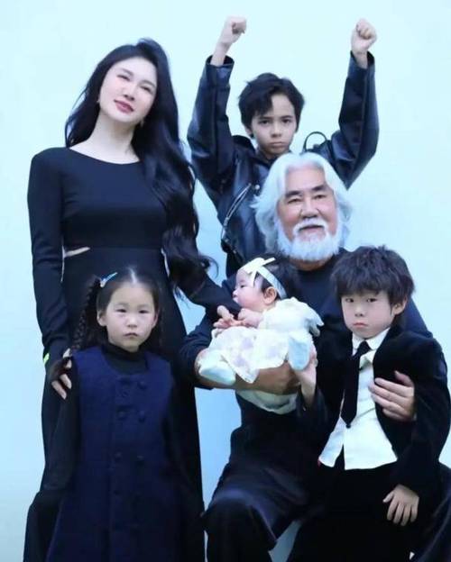 2025新奥历史开奖结果和张纪中回应前妻喊话与张纪中回应前妻喊话视频